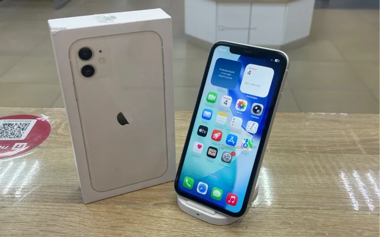 Apple iPhone 11 4/128 ГБ