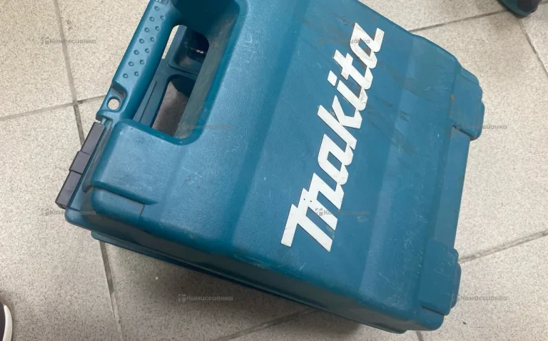 Дрель Шуруповерт Makita DF488D