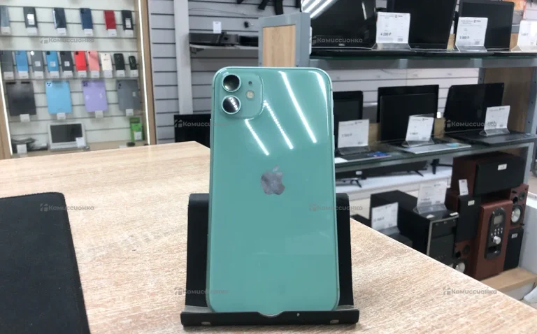 Apple iPhone 11 4/64 ГБ