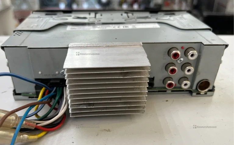 Магнитола Kenwood 305