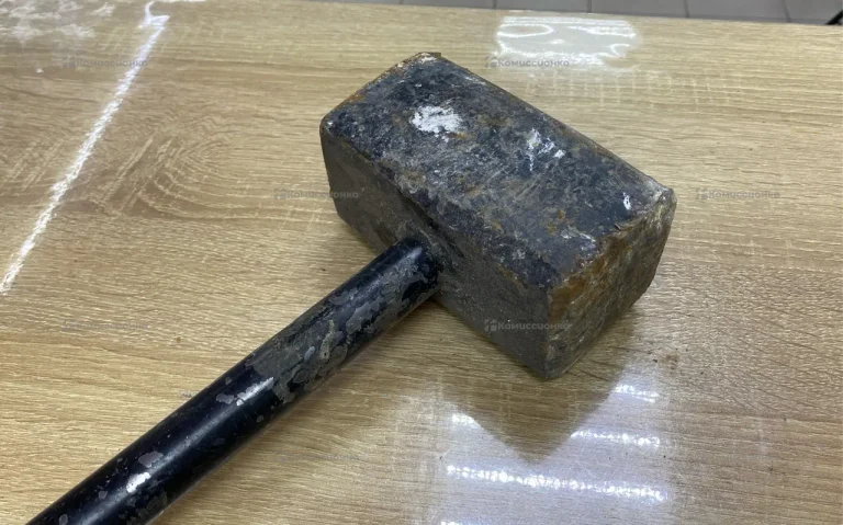 Кувалда 6кг черная рукоятка