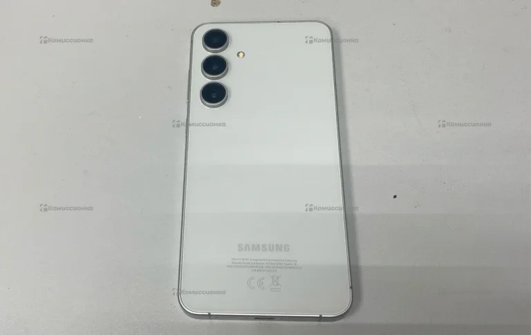 Samsung Galaxy S24 FE 8/256Gb