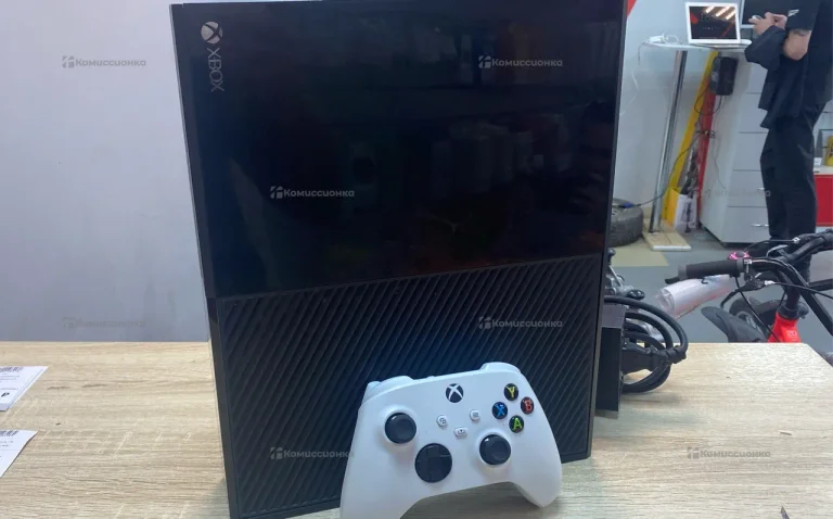 Приставка Xbox One 500Gb