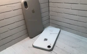 Apple iPhone XR 3/128 ГБ