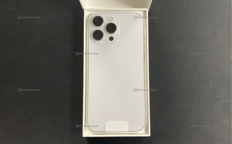 Apple iPhone 16 Pro Max 8/256 ГБ