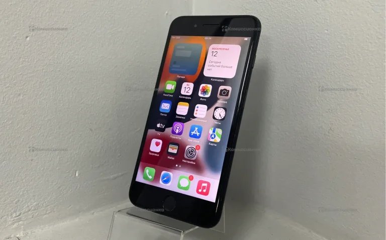 Apple iPhone 7 Plus 3/128 ГБ
