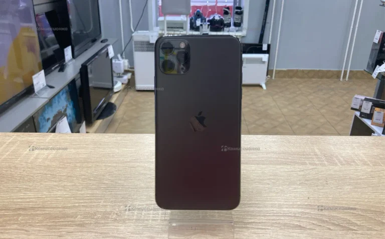 Apple iPhone 11 Pro Max 4/64 ГБ