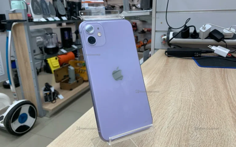 Apple iPhone 11 4/64 ГБ