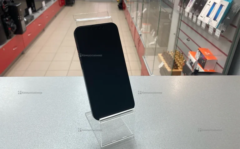 Apple iPhone 13 4/128 ГБ