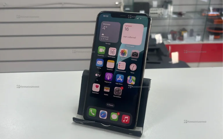 Apple iPhone 11 Pro Max 4/64 ГБ