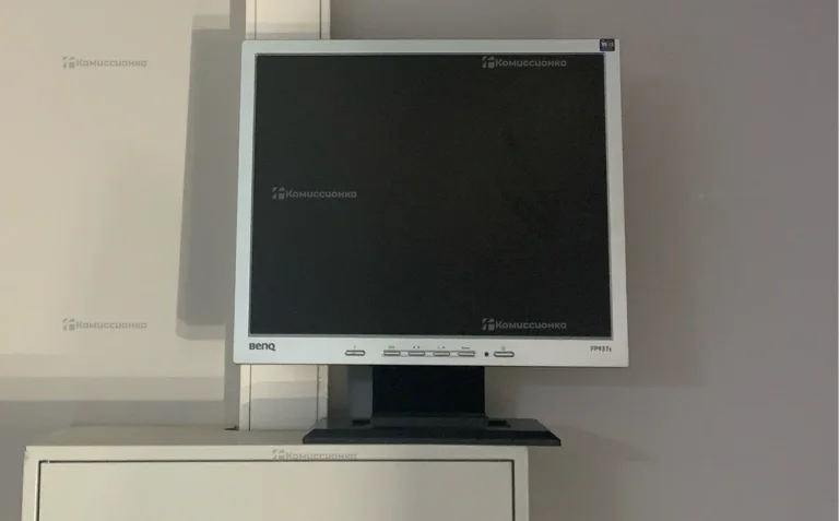 Монитор BenQ FP937S