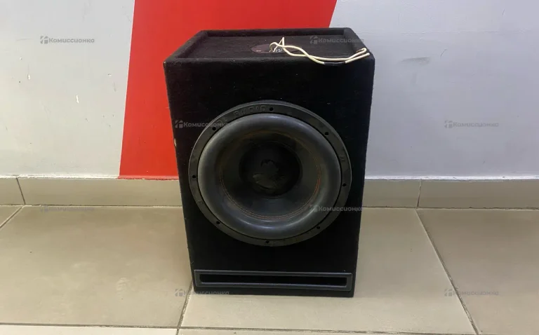 Сабвуфер  Piranha 12