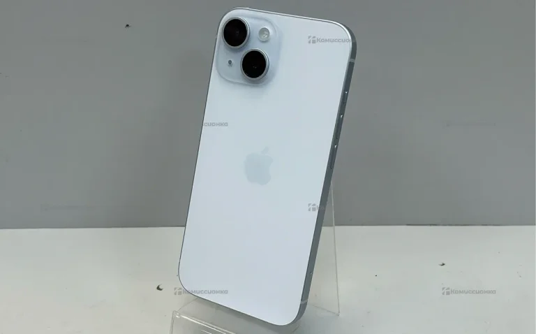 Apple iPhone 15 6/128 ГБ