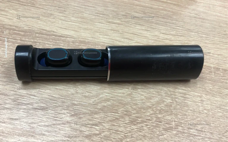 Наушники  V T 1.16 TWS c фонариком
