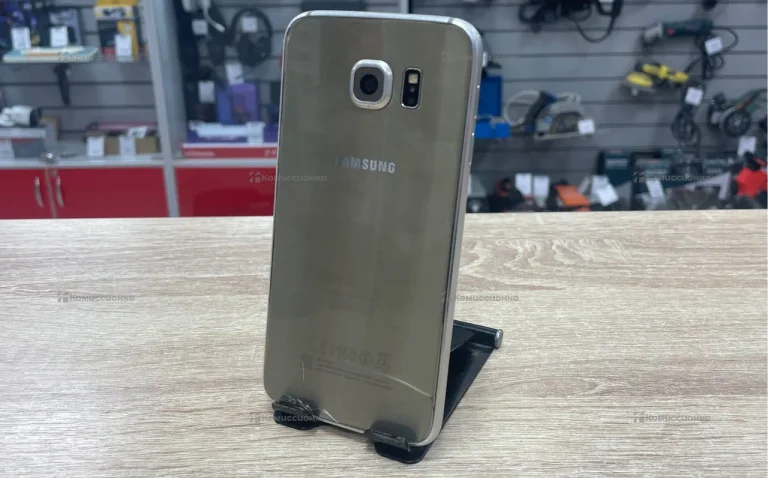 Samsung Galaxy J1 (2016) 1/8 ГБ
