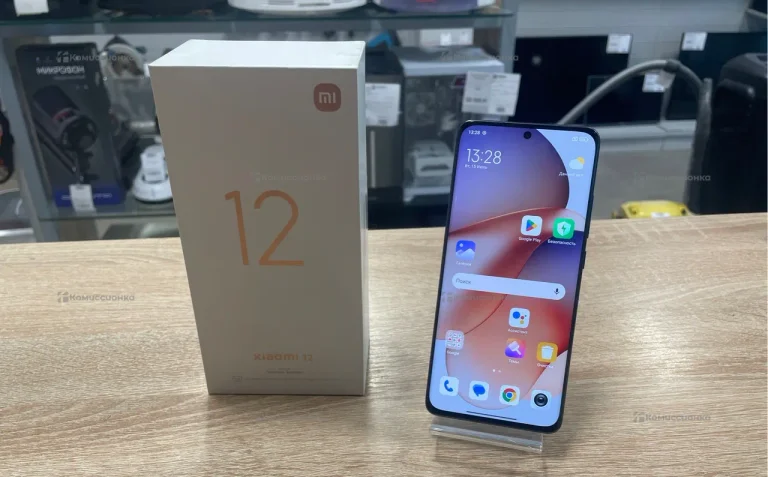 Xiaomi 12 8/128Gb