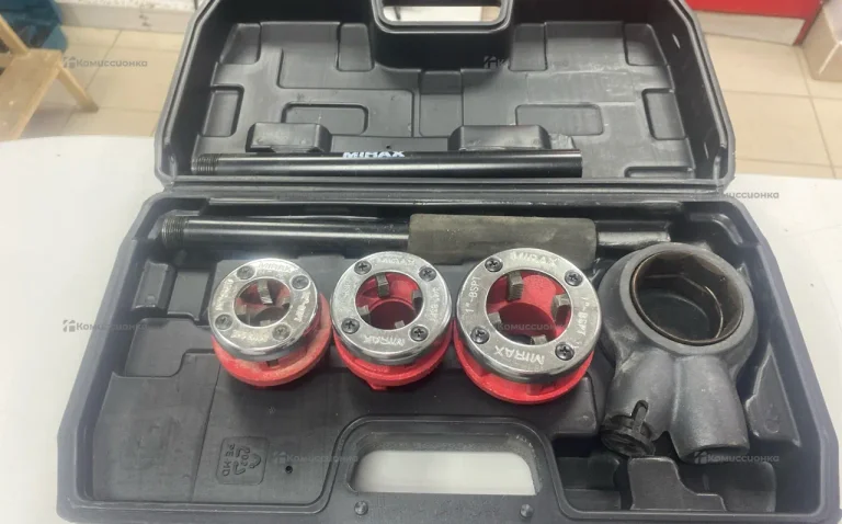 Инструмент Mirax нарезчик резьбы