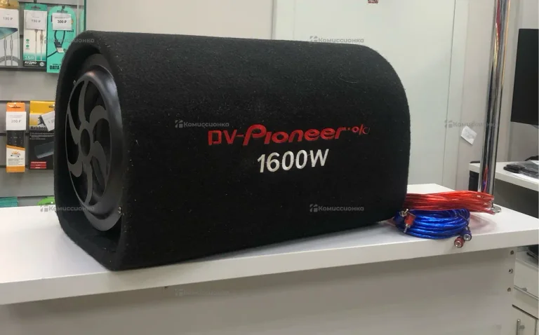 Сабвуфер  Pioneer DV-8