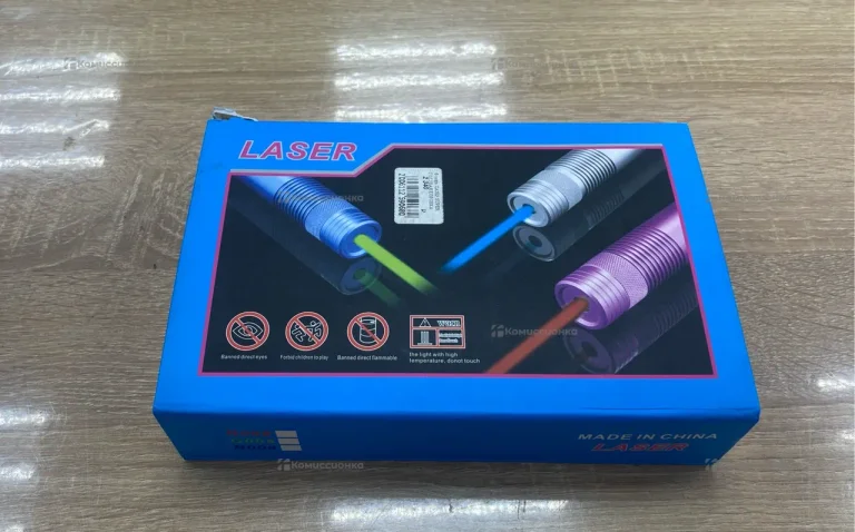 Лазерная указка Superligh