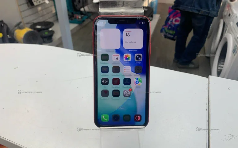 Apple iPhone 11 4/64 ГБ