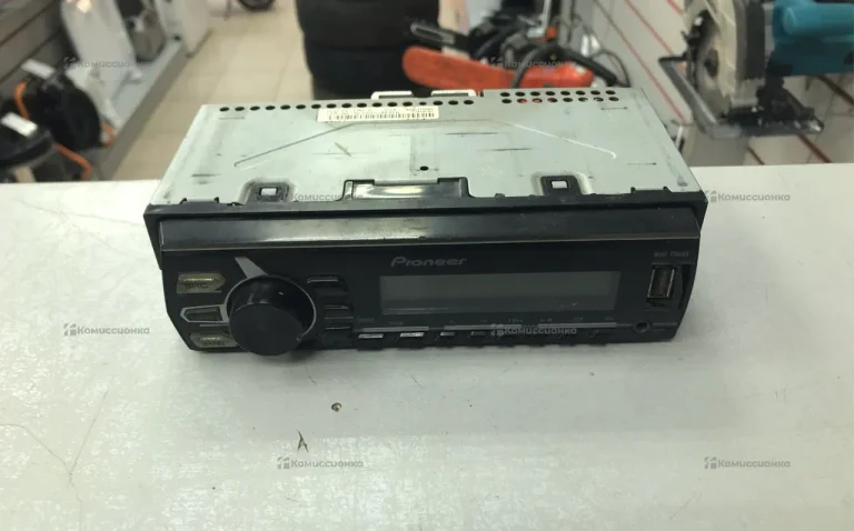 Автомагнитола  pioneer mvh-170ubg