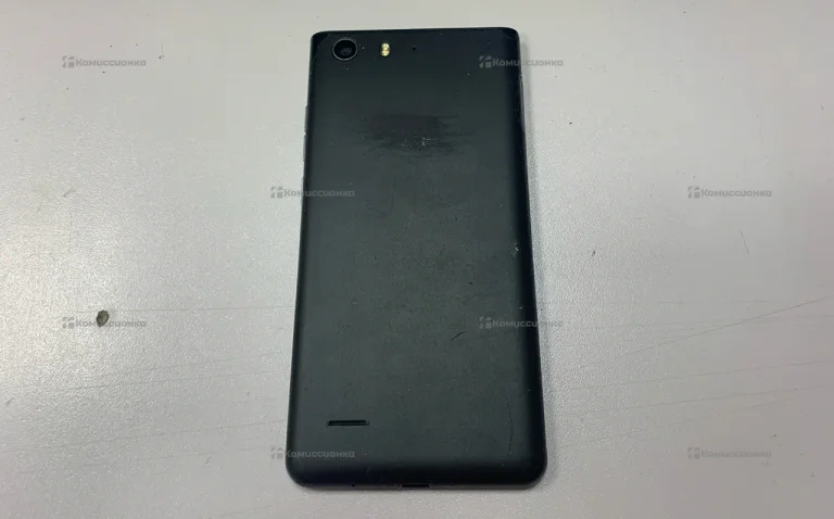 ZTE Blade A510 1/8 ГБ