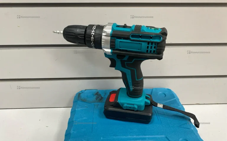 Шуруповерт реплика Makita