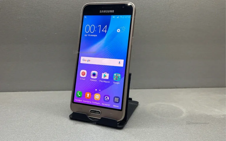 Samsung Galaxy J3 (2016) 2/16 ГБ