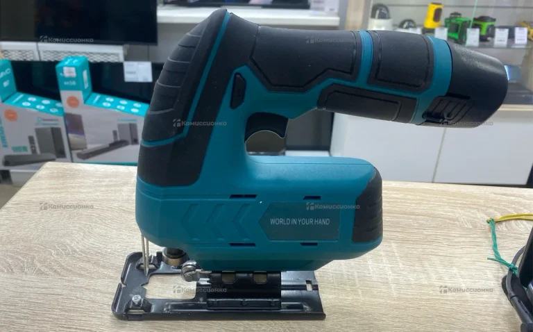 Лобзик Makita реплика