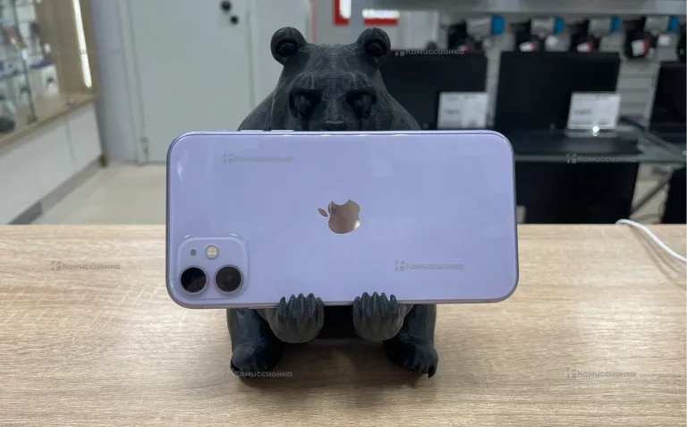 Apple iPhone 11 4/64 ГБ