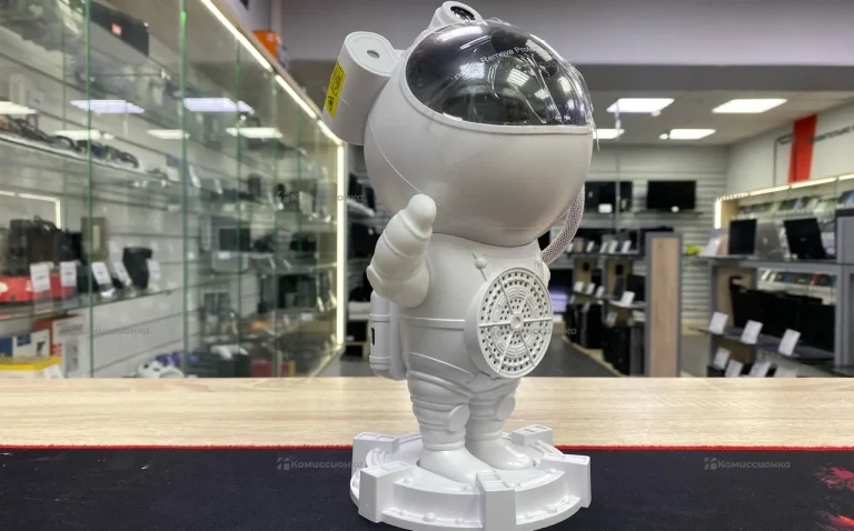 Колонка ночник космонавт
