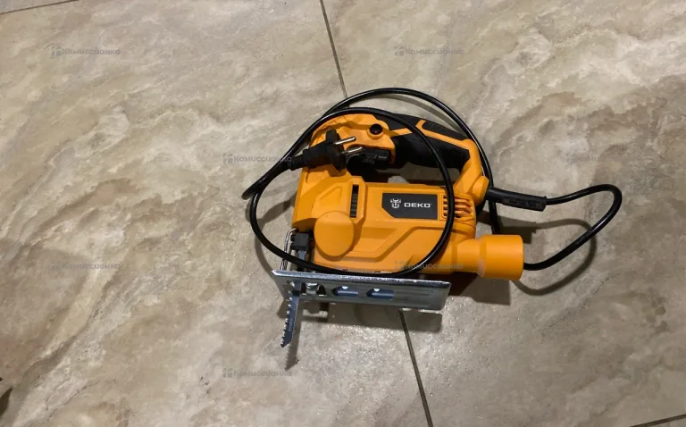 Лобзик сетевой Deko DKJS1050E