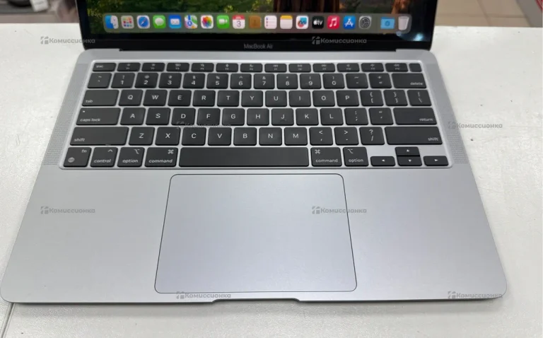 Ноутбук Apple Macbook 13 i5