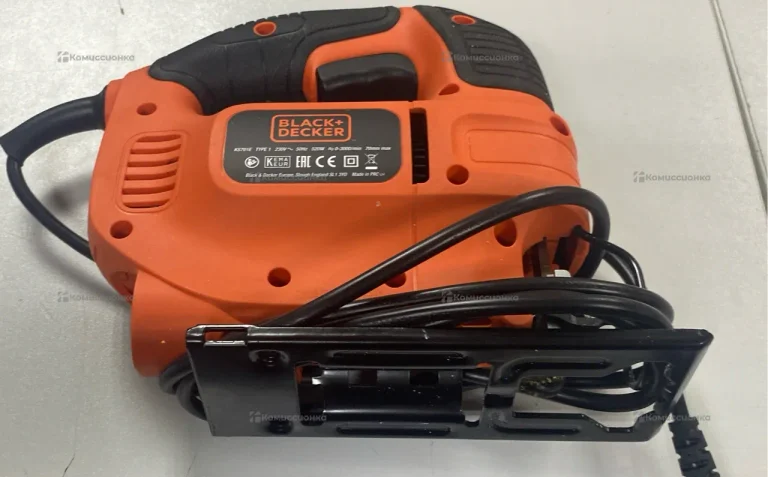 Электролобзик BLACK+DECKER KS701E