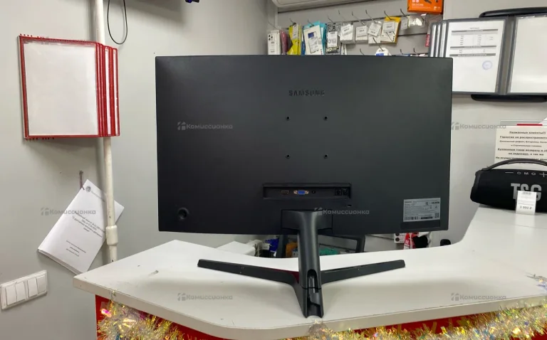Монитор Samsung Samsung c27r500fhi