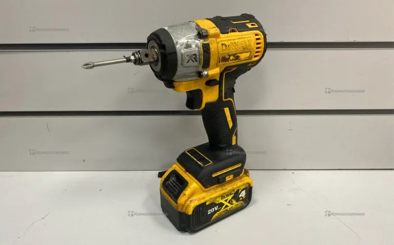 Аккумуляторный винтоверт Dewalt DCF887