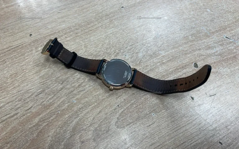 Часы Citizen E111-A0XRJ03