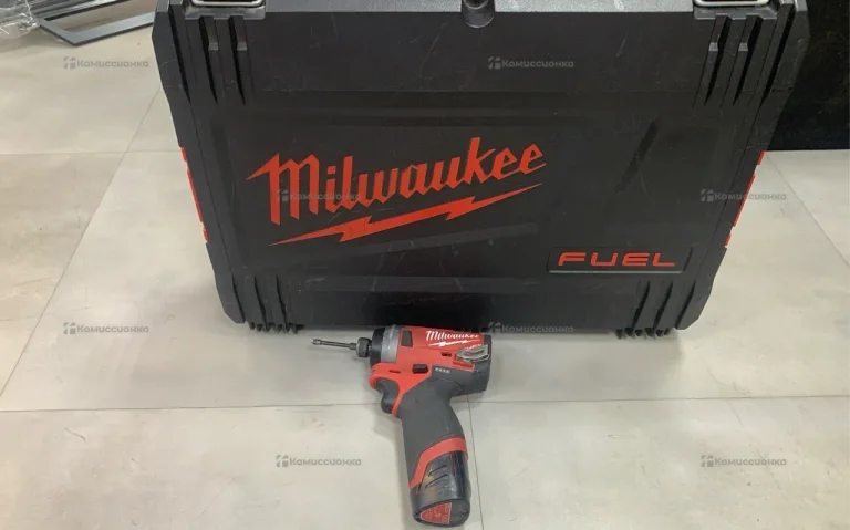Винтоверт Milwaukee M12 FID