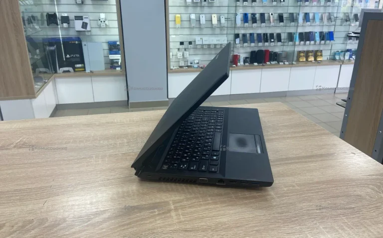 Ноутбук  Lenovo 20208