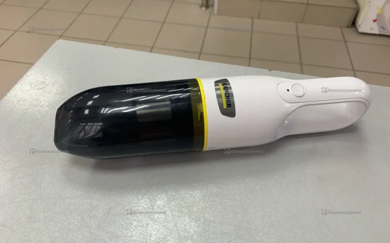 Пылесос  автомобильный KARCHER CVH2