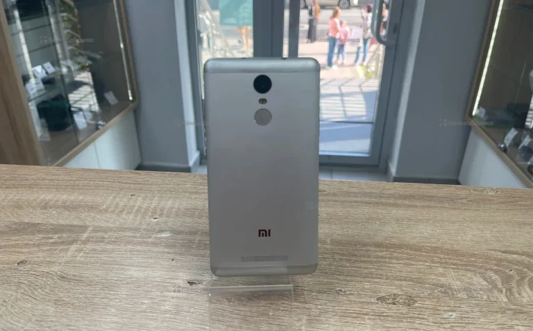 Xiaomi Redmi 3 3/32Gb