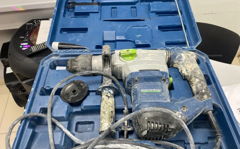 ROCKFIELD Перфоратор RF32RHK