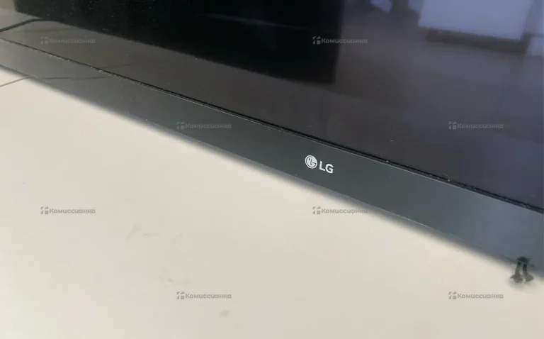 Телевизор LG 55UJ620V