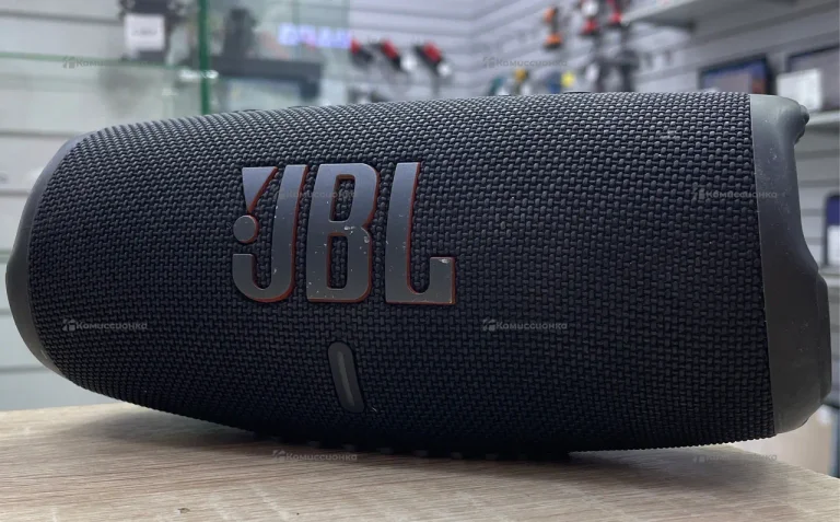 Колонка  Jbl  charge 5