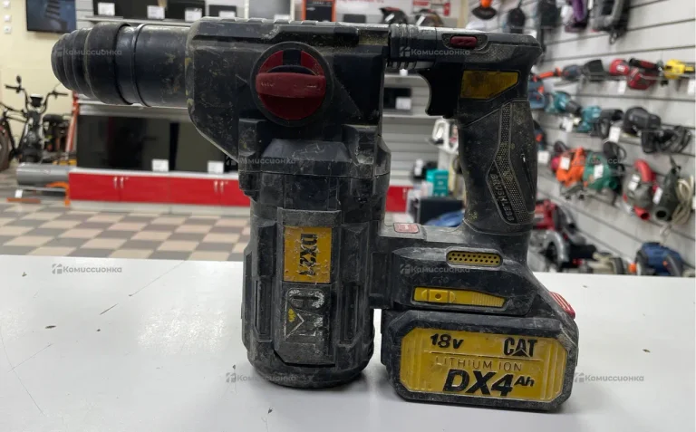 Перфоратор CAT DX21B