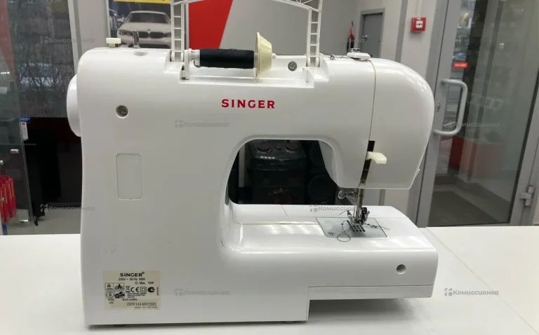 Швейная машина  singer 2250