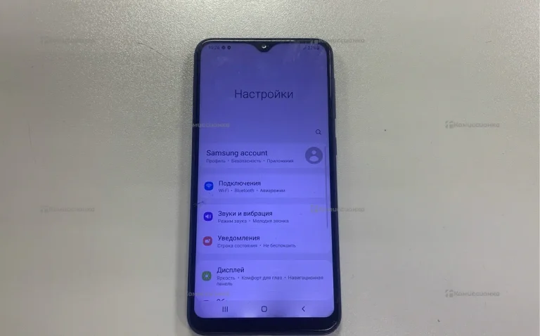 Samsung Galaxy A10 2/32 ГБ