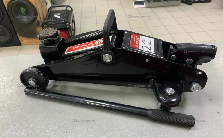 Домкрат Подкатной 2Т