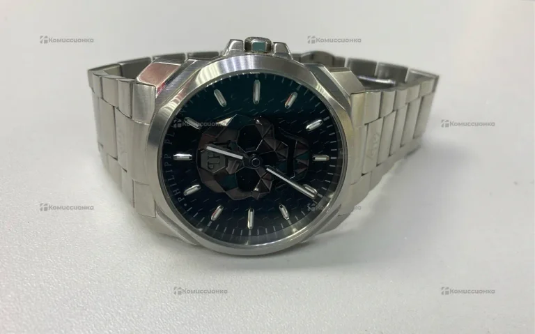 Часы  Philipp Plein