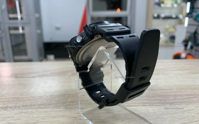 Часы  Casio AE-1500WH